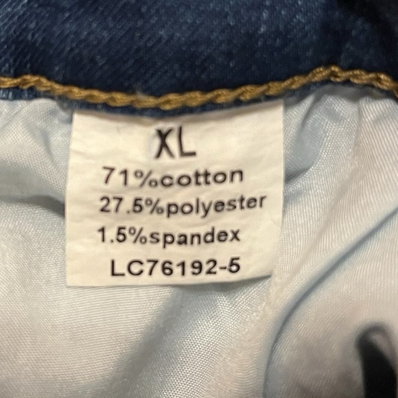 BUFFALO PLAID patches jeans. Size 36 waist. NWOT. - Picture 4 of 4